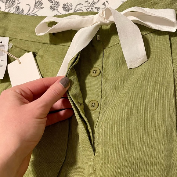 NWT Aritzia Wilfred New Allant Pant - Sold out online! - Picture 4 of 10